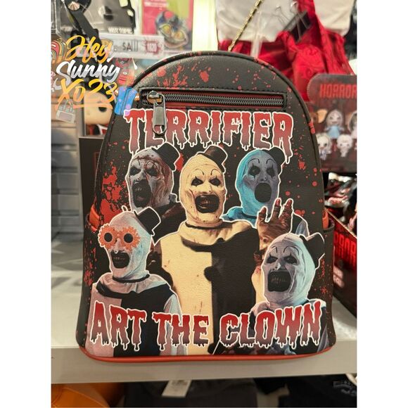 Loungefly Terrifier Art The Clown Splatter Mini Backpack main image 3